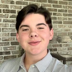 Meet your Posher, Brady